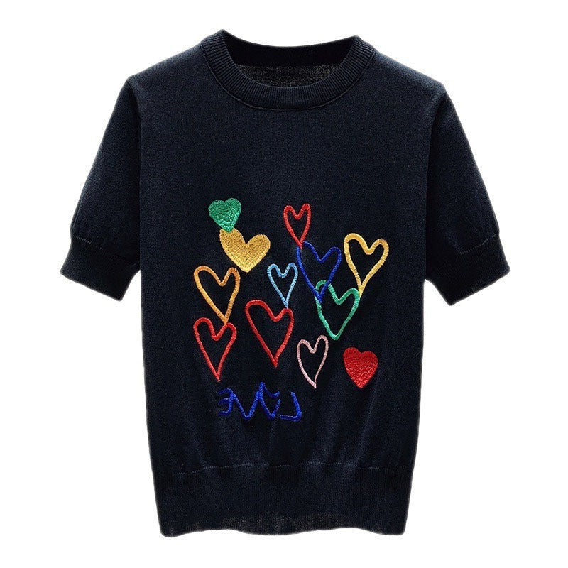 Round neck loose retro heart embroidery design, niche sweater for women