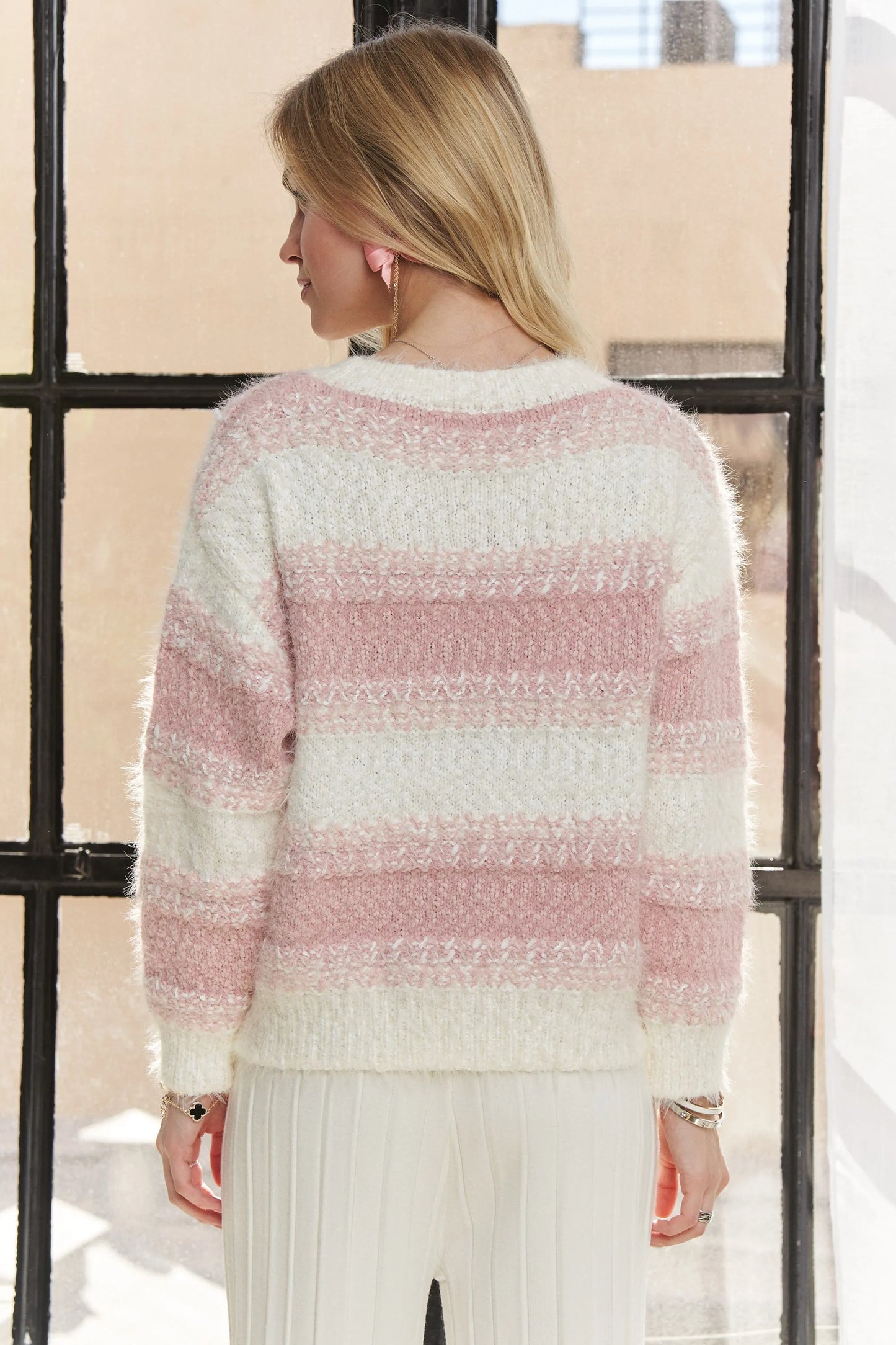 13f70cdab44f4626a4658b0f1108d4d5-Max-Origin