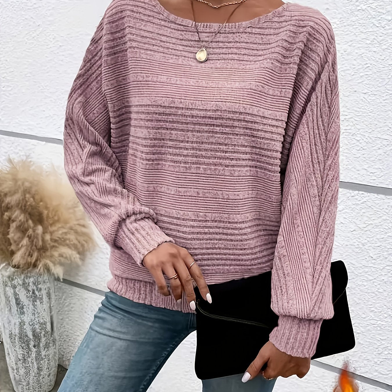 Daisy | Everyday Round Neck Tee
