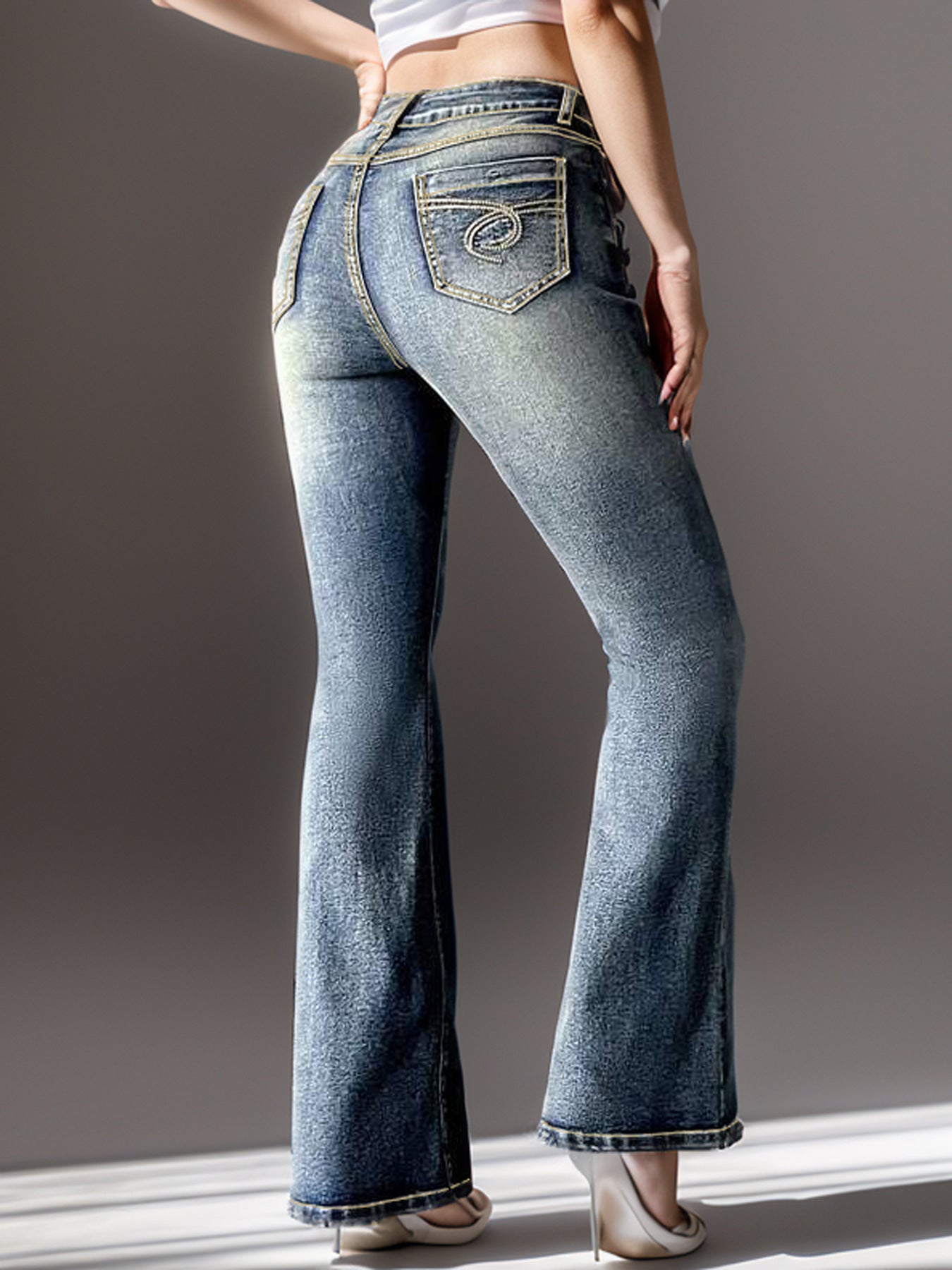 Women's Vintage Jeans High Elastic Pocket Embroidered Vintage Jeans