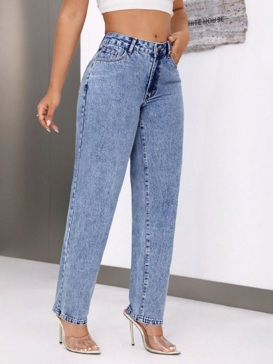 Jeans mit mittelhoher Taille und Taschen