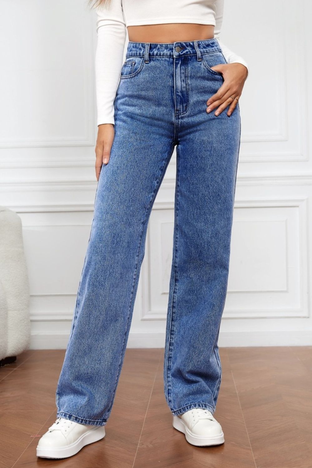 Gerade Jeans mit hoher Taille