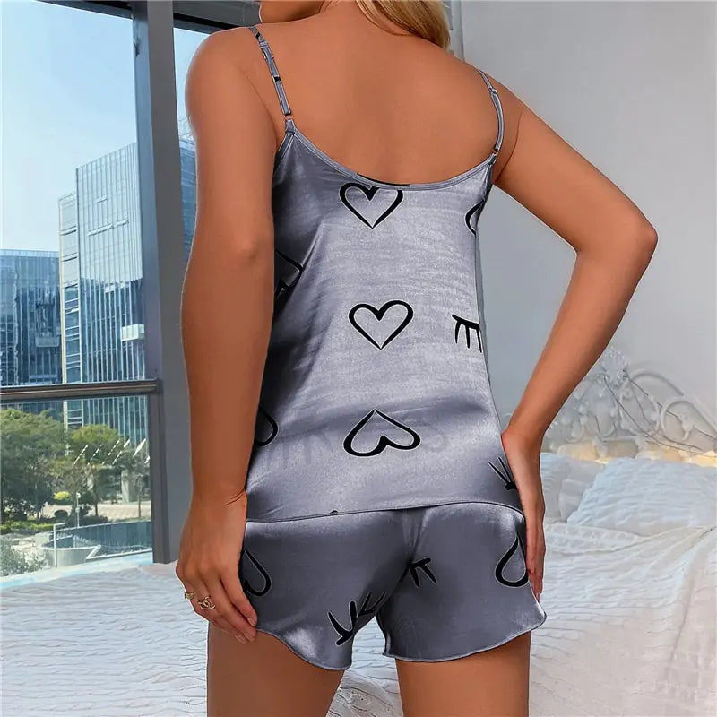 Ropa de dormir sexy de satén