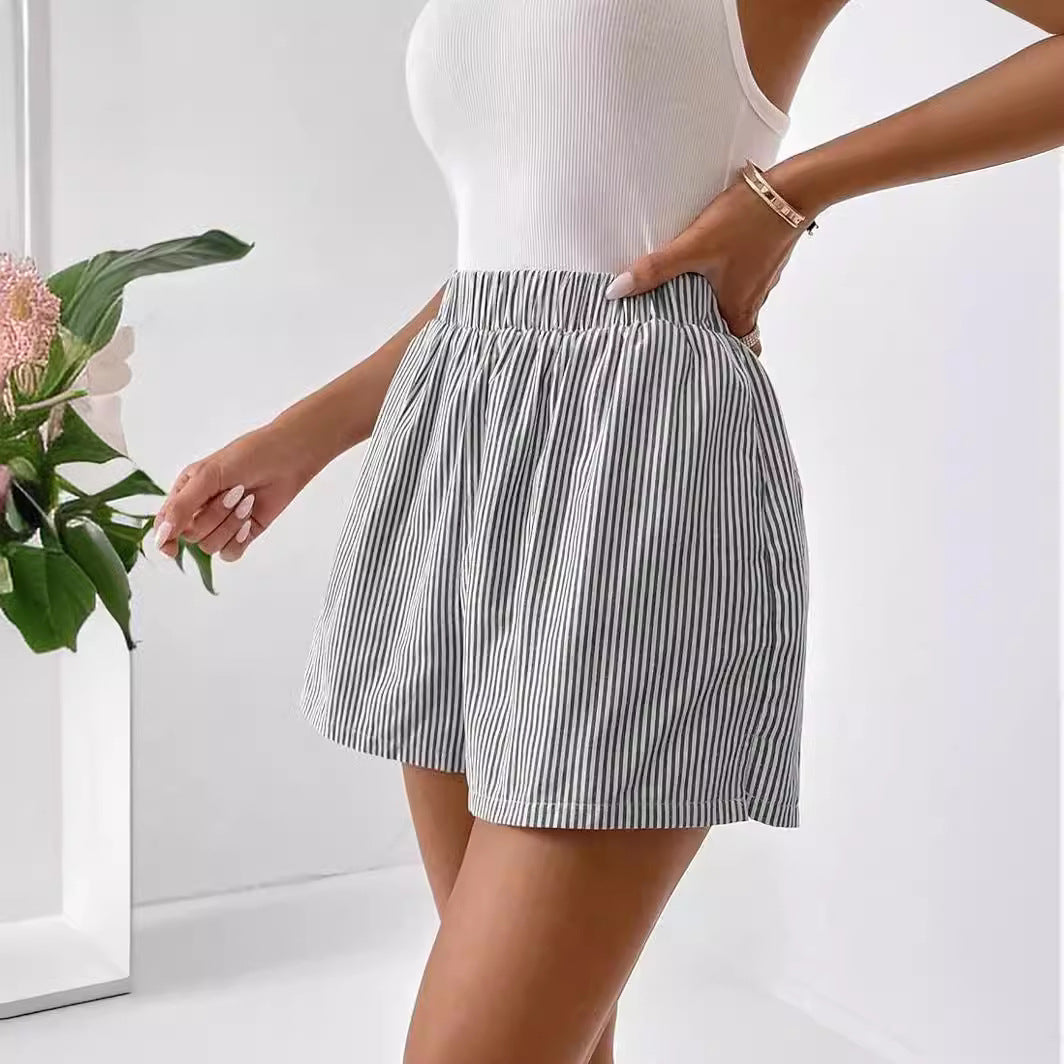 Fashion Women's Loose Back Patch Pocket Striped Shorts