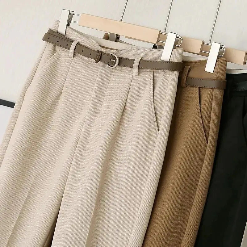 Damenhose mit hoher Taille