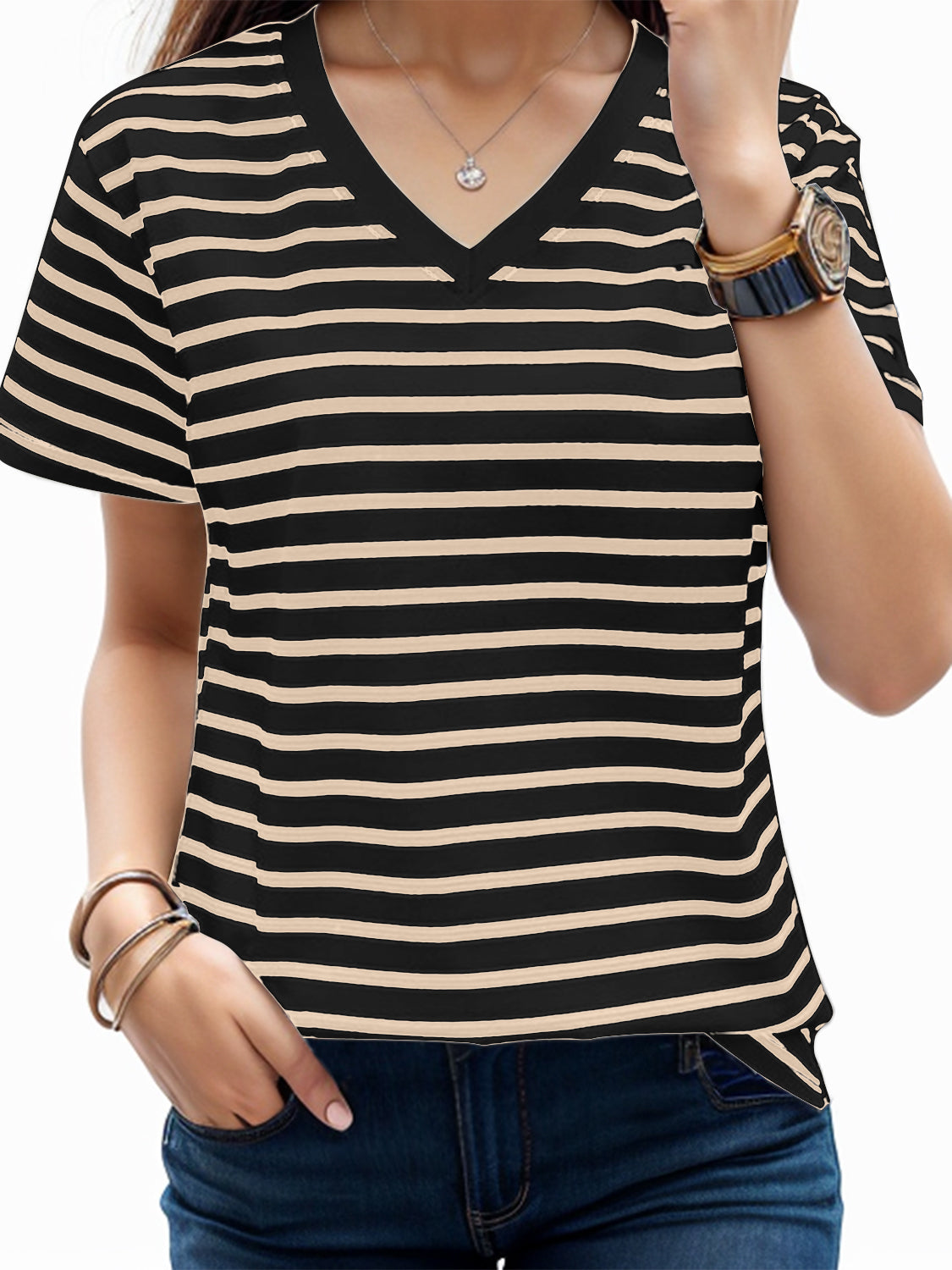 Camiseta de manga corta con cuello en V y rayas de talla grande