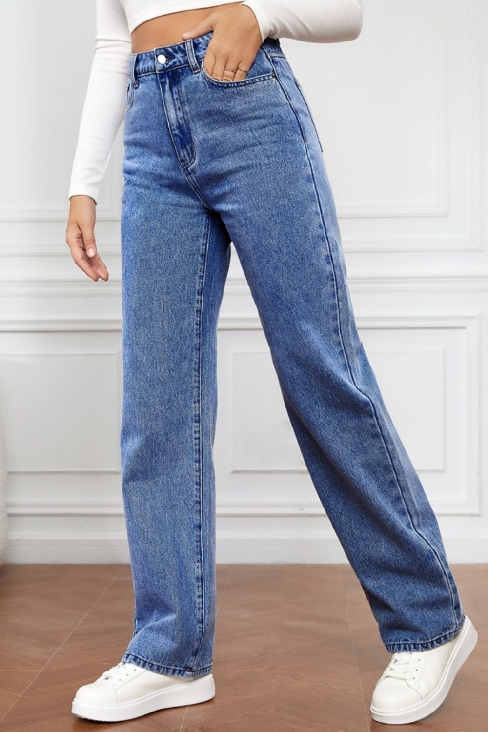 Gerade Jeans mit hoher Taille