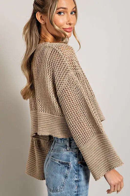 Strickjacke mit Lochmuster