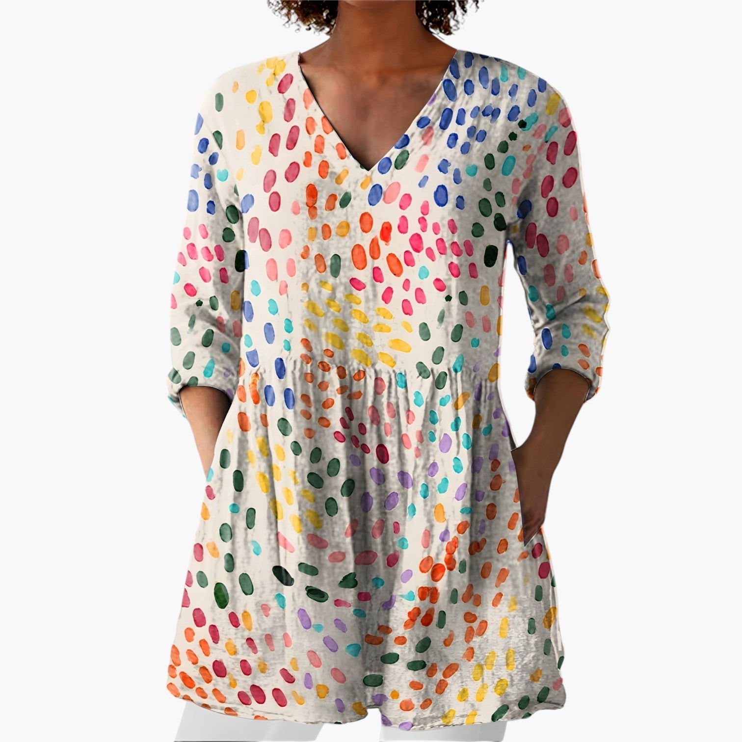 My Store 4 Everlee lange blouse met V-hals en kleurrijk stippenpatroon in een vloeiende, relaxte pasvorm.
