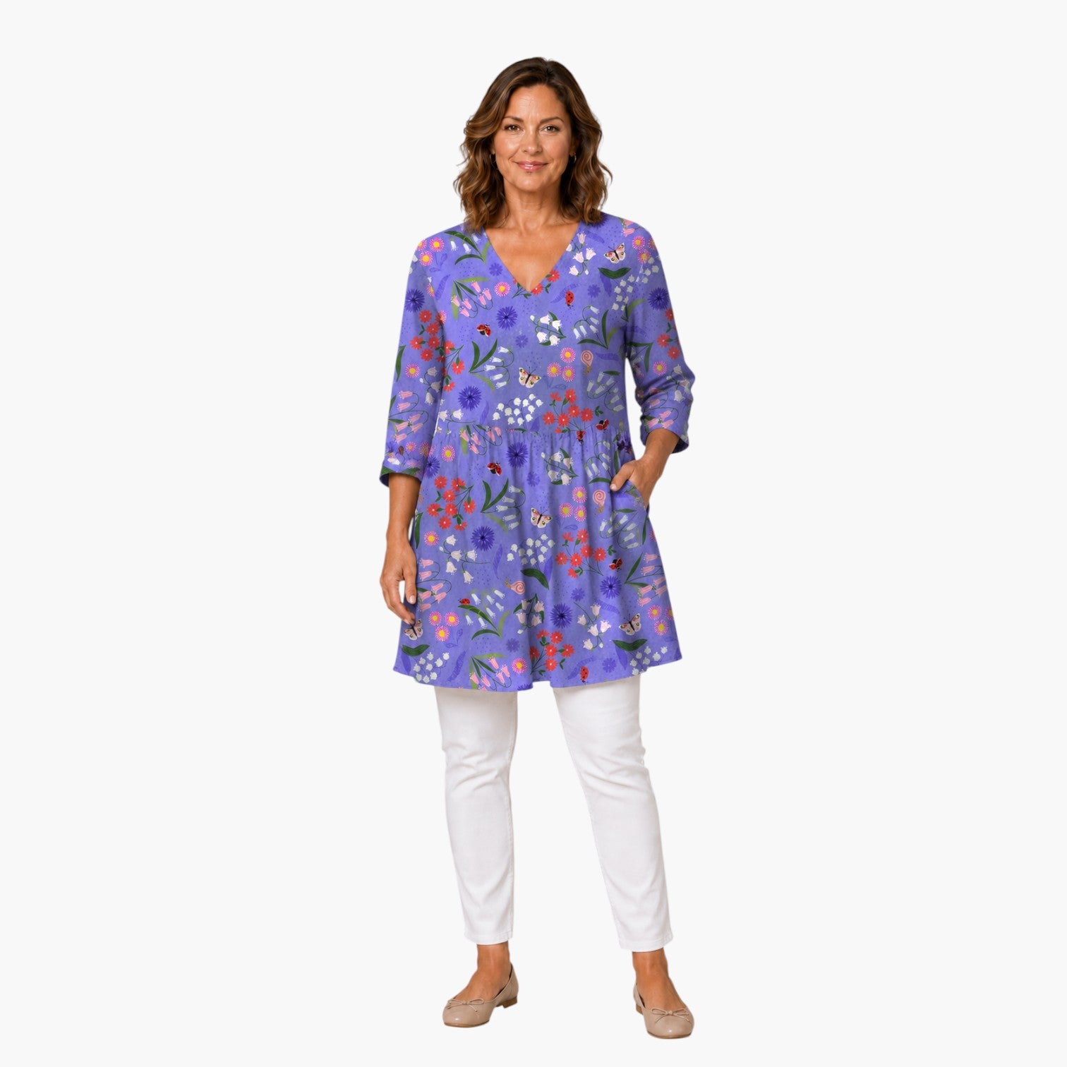 My Store 4 Josie lange blouse met V-hals en kleurrijk bloemenpatroon in een vloeiend model met driekwartmouwen.