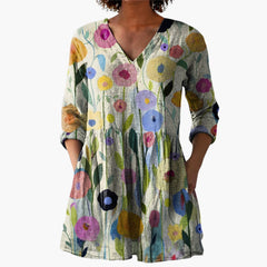 My Store 4 Nellie lange blouse met V-hals en kleurrijk bloemenpatroon in een losvallend, vloeiend model.