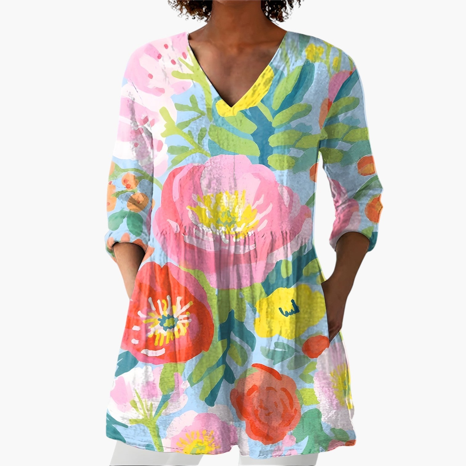 My Store 4 Valerie lange blouse met V-hals en kleurrijk bloemenpatroon in een vloeiende, relaxte pasvorm.
