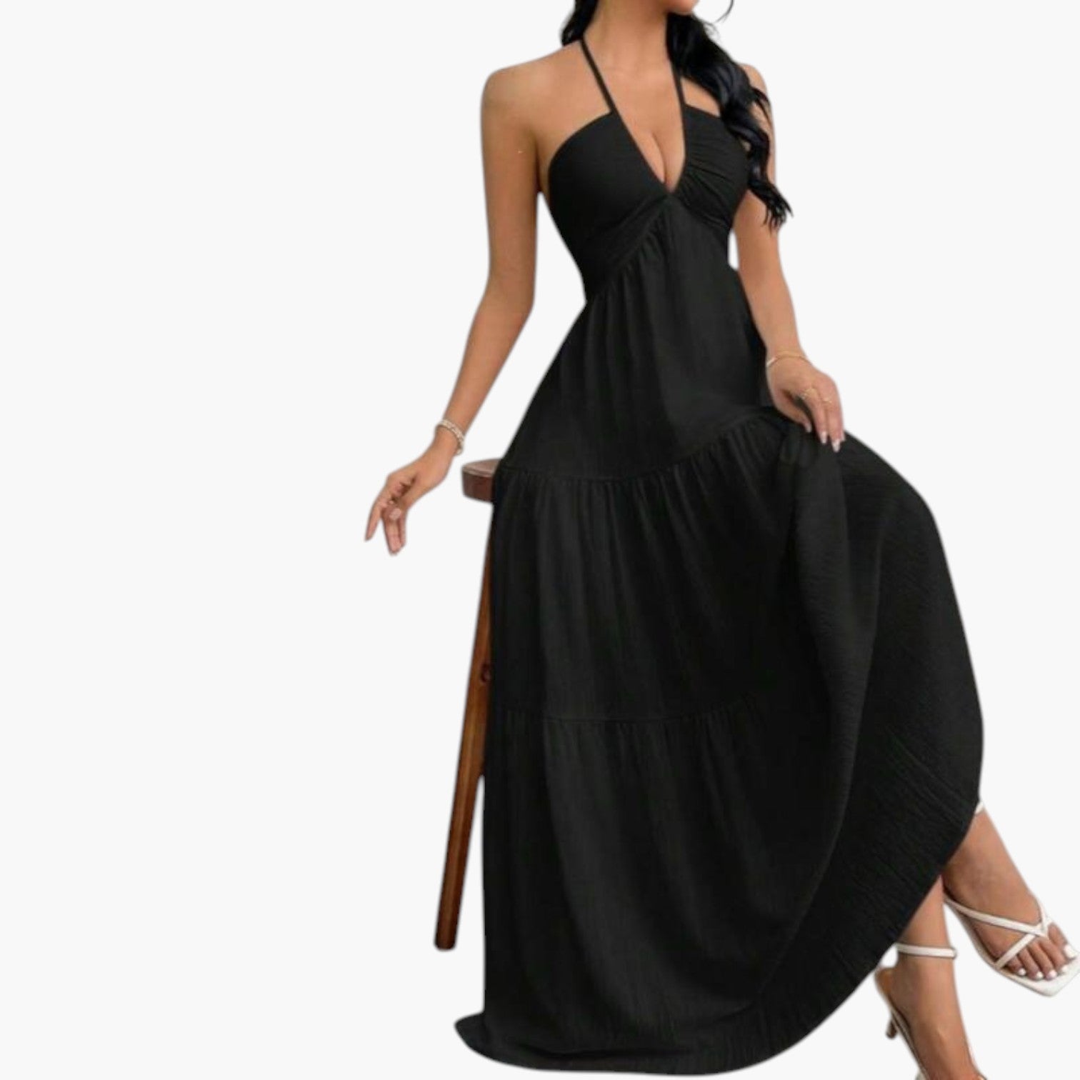 My Store 4 MARIEL zwarte A-lijn maxi-jurk met halternek en gelaagde rok voor een elegante vakantielook